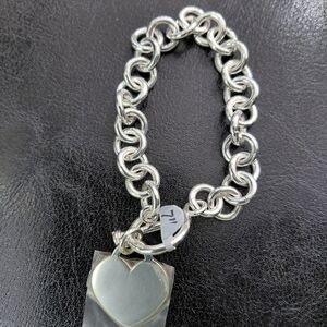 Elegant Silver Heart Bracelet